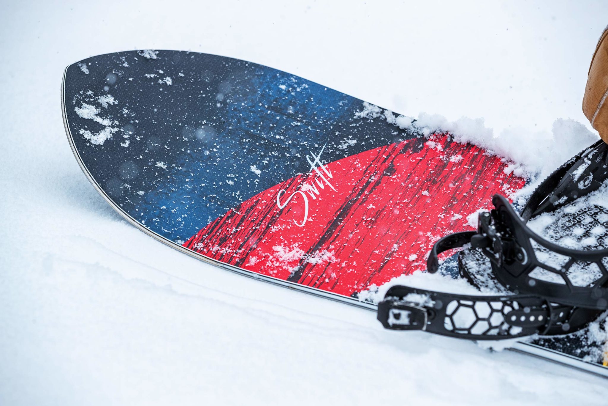 Never Summer Swift Review by TransWorld SNOWboarding